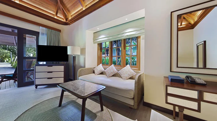 Sheraton Maldives Full Moon Resort & Spa